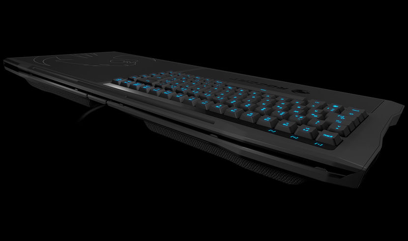 Roccat Sova : un clavier-tapis de souris pour gamer